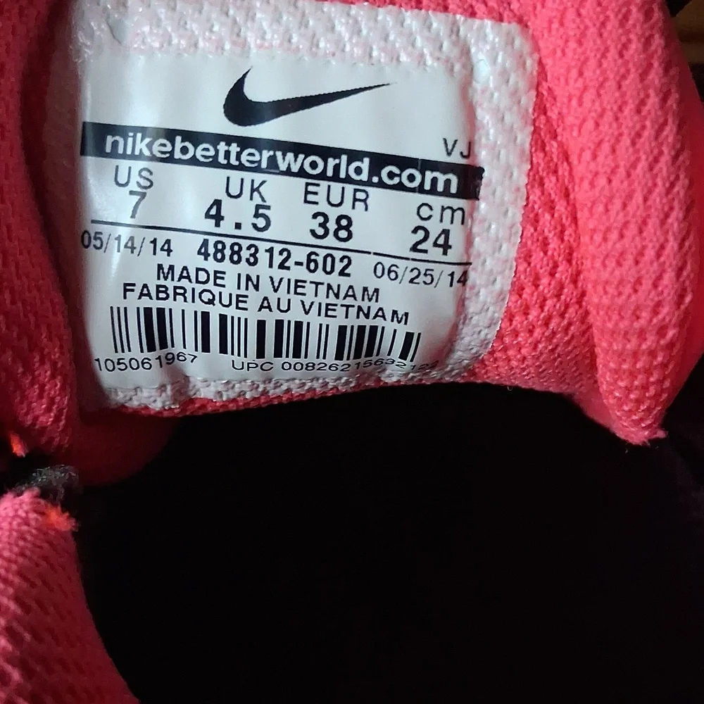 Nike Shox Size 7 - Picture 5 of 10
